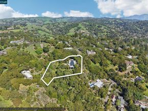 319 Tappan Ter, Orinda CA 94563