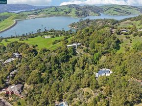 319 Tappan Ter, Orinda CA 94563