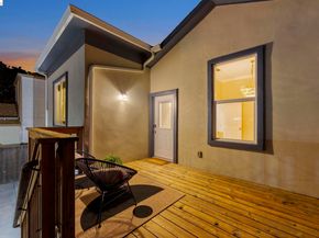 3322 Chestnut St, Oakland CA 94608