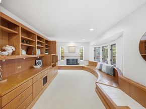 64 Valencia Rd, Orinda CA 94563