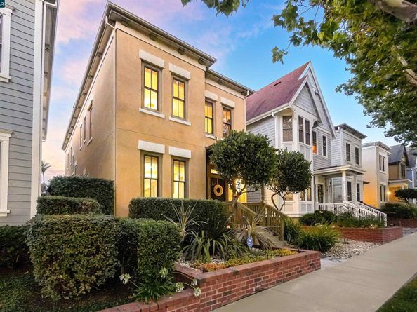 2165 Railroad Ave, Hercules CA 94547