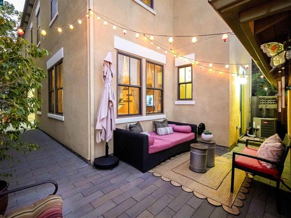 2165 Railroad Ave, Hercules CA 94547