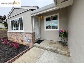 581 Fairway Street, Hayward CA 94544