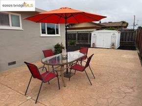 581 Fairway Street, Hayward CA 94544
