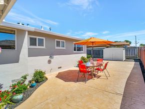 581 Fairway Street, Hayward CA 94544