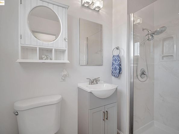 581 Fairway Street, Hayward CA 94544
