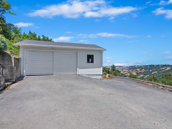 85 La Encinal, Orinda CA 94563