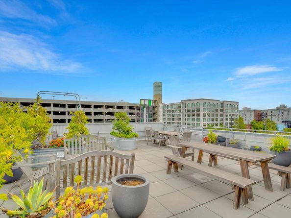 255 3Rd St 208, Oakland CA 94607