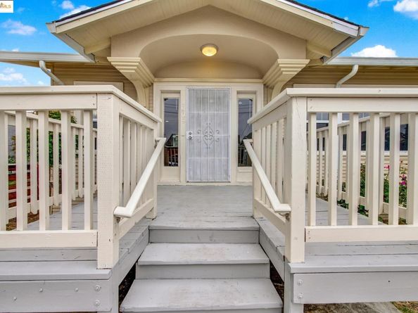 1009 106Th Ave, Oakland CA 94603