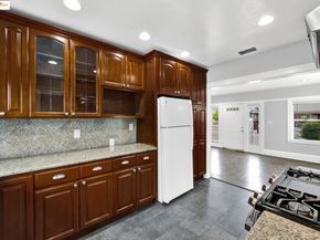 1009 106Th Ave, Oakland CA 94603