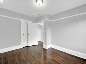 1009 106Th Ave, Oakland CA 94603