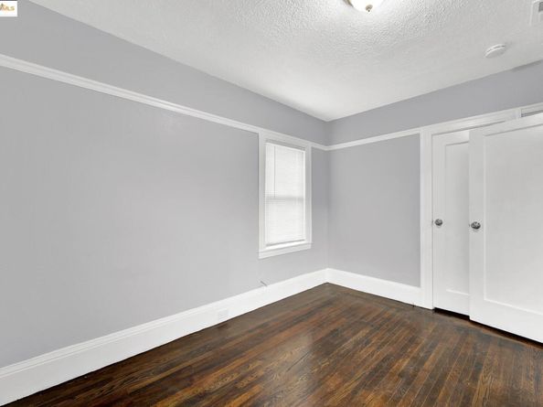 1009 106Th Ave, Oakland CA 94603