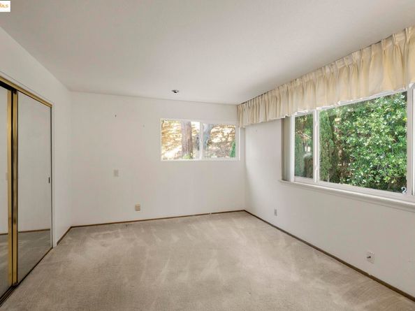 3271 Brittan Ave, San Carlos CA 94070