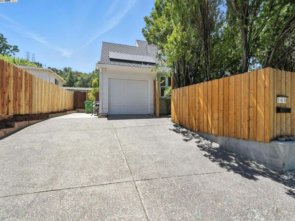 160 Moraga Way, Orinda CA 94563