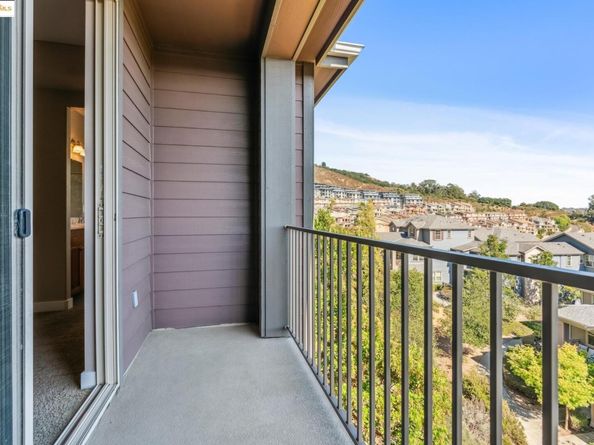6443 Blue Rock Ct., Oakland CA 94605