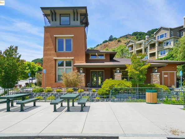 6443 Blue Rock Ct., Oakland CA 94605