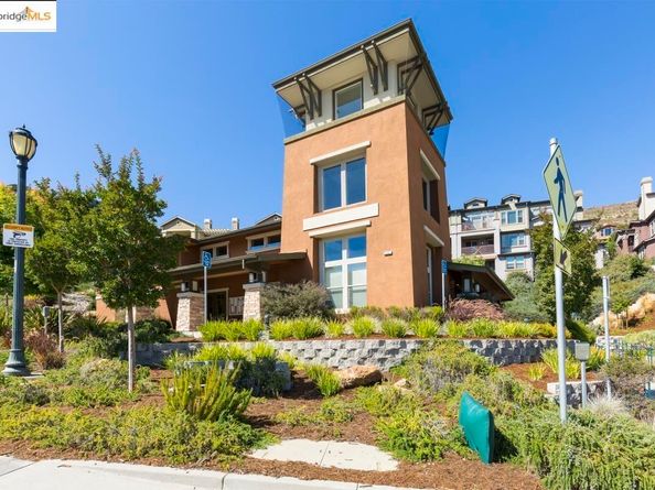 6443 Blue Rock Ct., Oakland CA 94605