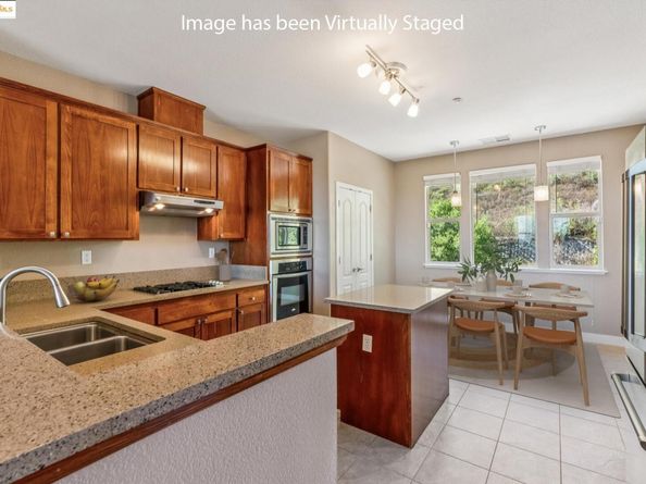 6443 Blue Rock Ct., Oakland CA 94605