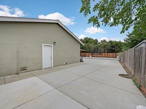 7845 Ironwood Dr, Dublin CA 94568