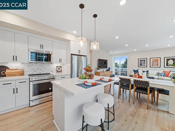 27264 Cosmo Ct, Hayward CA 94541