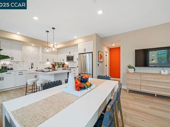27264 Cosmo Ct, Hayward CA 94541