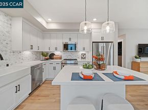27264 Cosmo Ct, Hayward CA 94541