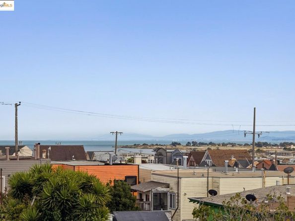 1537 Revere AVE, San Francisco CA 94124
