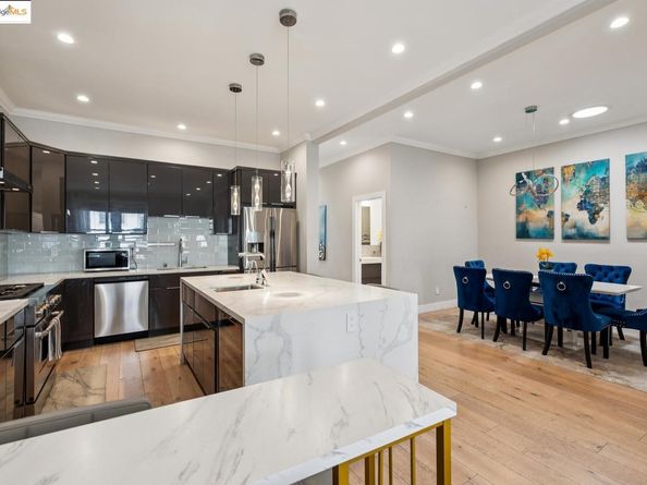1537 Revere AVE, San Francisco CA 94124