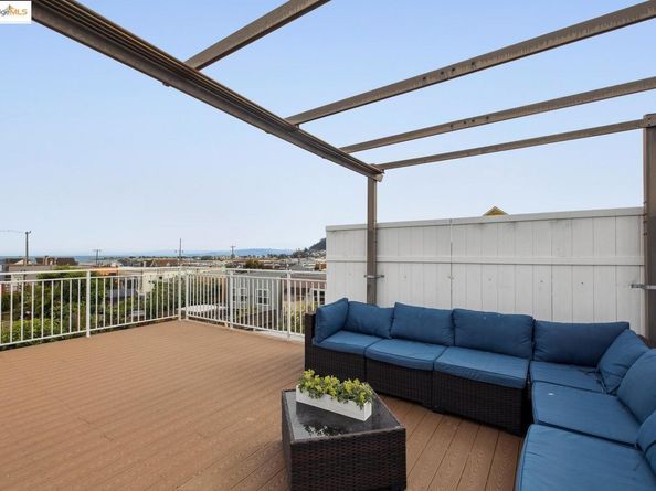 1537 Revere AVE, San Francisco CA 94124