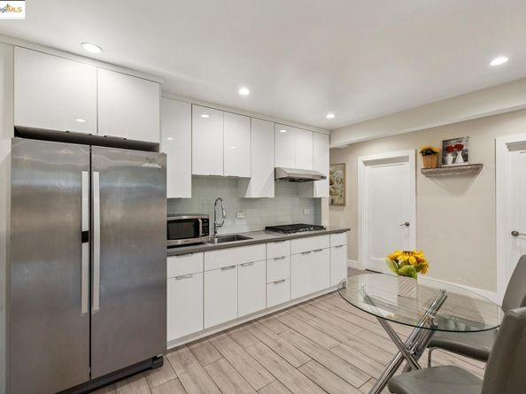 1537 Revere AVE, San Francisco CA 94124