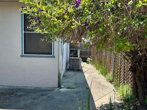 2062 Washington Ave, San Leandro CA 94577