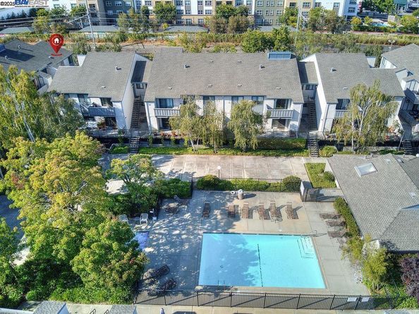 845 Woodside Way 111, San Mateo CA 94401