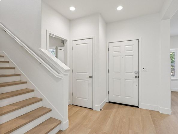 2145 Linden St, Livermore CA 94551