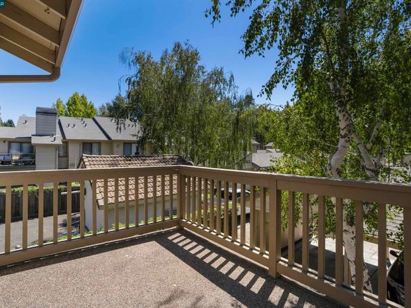 802 Dover, Hercules CA 94547