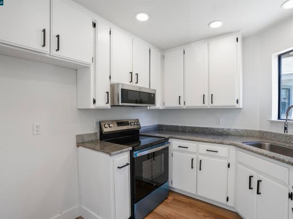 802 Dover, Hercules CA 94547