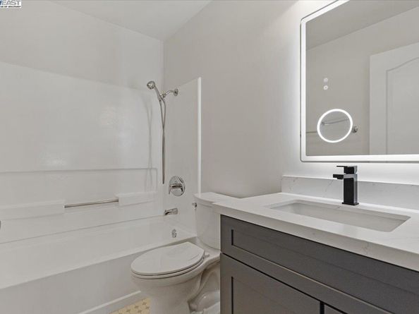 125 Reflections Dr 21, San Ramon CA 94583