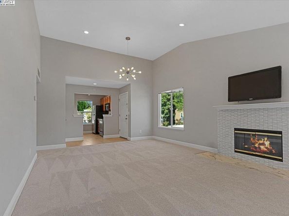 125 Reflections Dr 21, San Ramon CA 94583