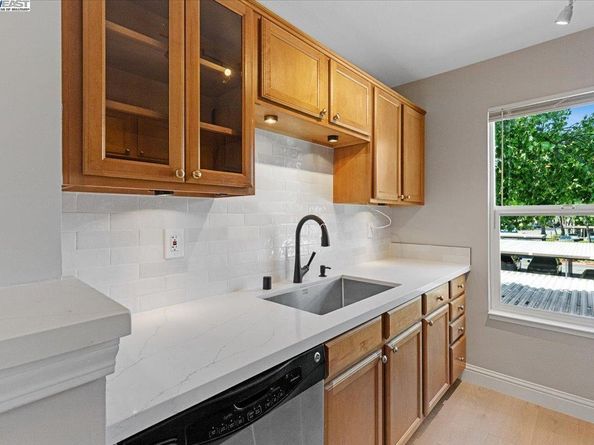 125 Reflections Dr 21, San Ramon CA 94583