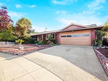 649 Cherokee Ct