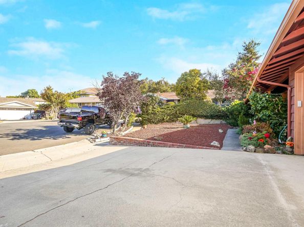 649 Cherokee Ct, Hayward CA 94544