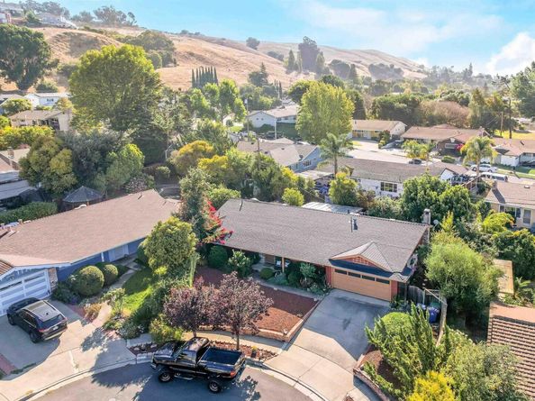 649 Cherokee Ct, Hayward CA 94544