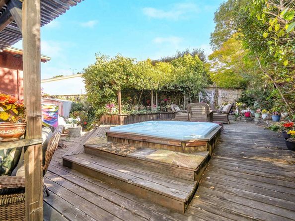 649 Cherokee Ct, Hayward CA 94544