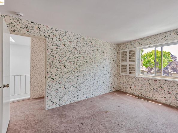 1160 Marianas Ln, Alameda CA 94502