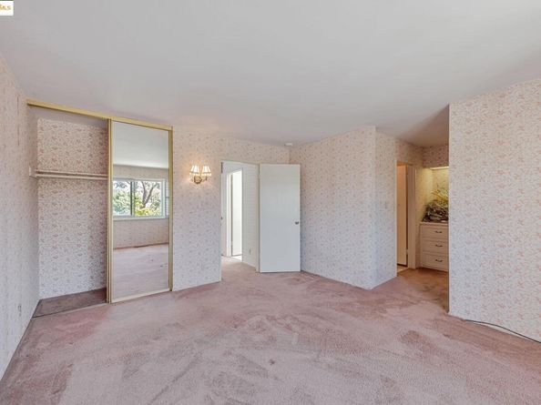 1160 Marianas Ln, Alameda CA 94502