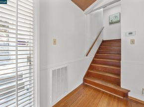 2101 Hillview Dr, Walnut Creek CA 94596