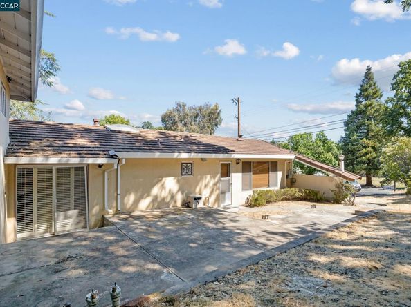 2101 Hillview Dr, Walnut Creek CA 94596