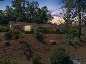 2101 Hillview Dr, Walnut Creek CA 94596