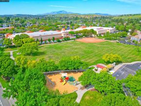 1 Lupine Ln, San Ramon CA 94583