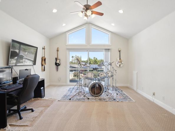 367 Mt Washington Way, Clayton CA 94517