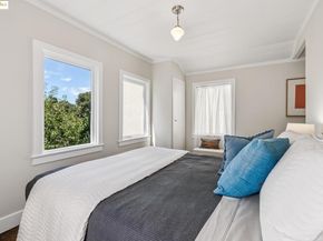 3887 Forest Hill Ave, Oakland CA 94602